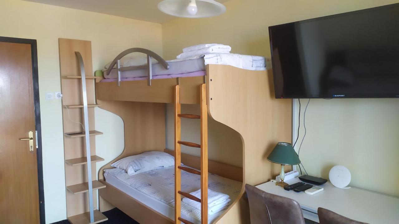 אופטיה Villa Maria מראה חיצוני תמונה